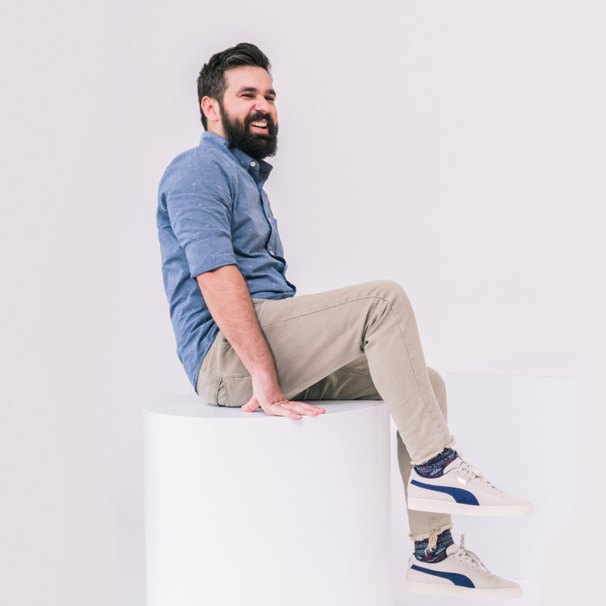 Γιώργος Βαγιάτας: «Είμαι ακόμα ο τύπος από τις Σέρρες που μπαίνει στο μετρό και λέει “απίστευτο είναι ένα υπόγειο τρένο”»