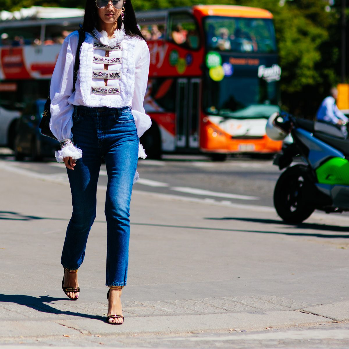 Ένα jean 22 δολαρίων έχει προκαλέσει «φρενίτιδα» στο Amazon!