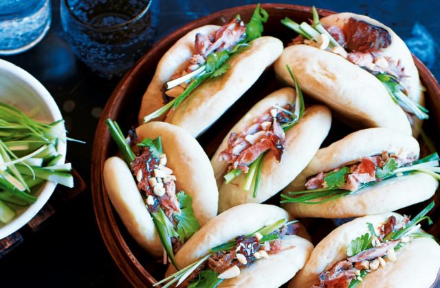 Τι είναι τα bao buns και γιατί τα έχουν αγαπήσει οι Αθηναίοι;