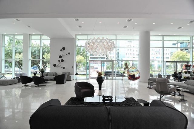 Πώς η Λεωφόρος Συγγρού μετατρέπεται σε ένα τεράστιο… ξενοδοχείο!