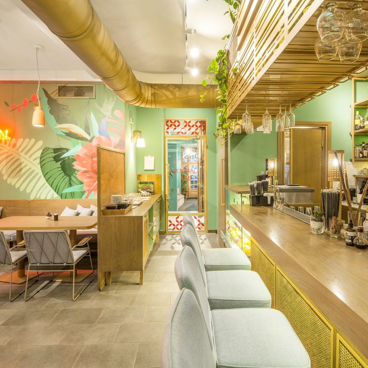 FRIDAY I’M IN LOVE with The Garden Bar