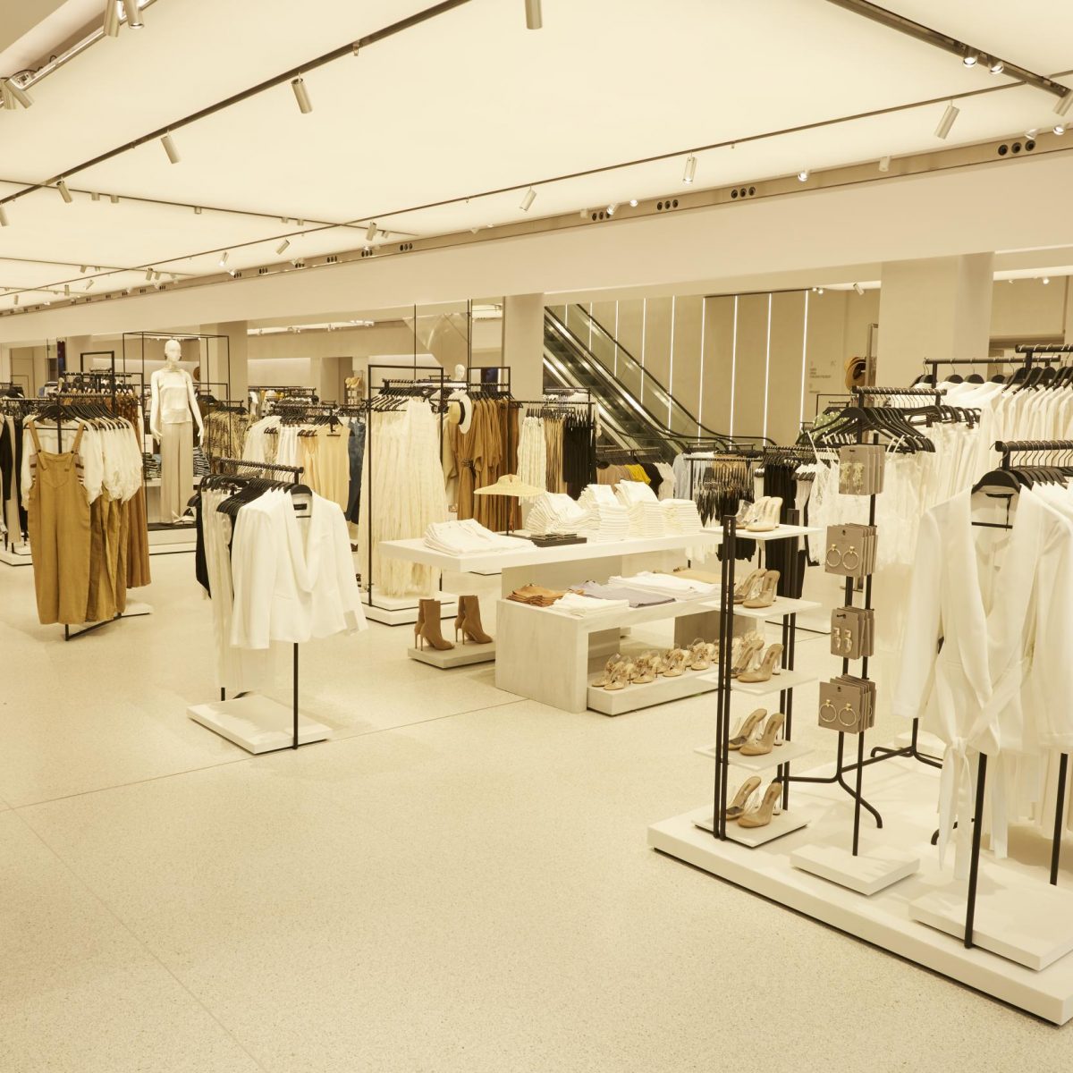 Τα ZARA απέκτησαν νέο logo – Love it or Hate it;