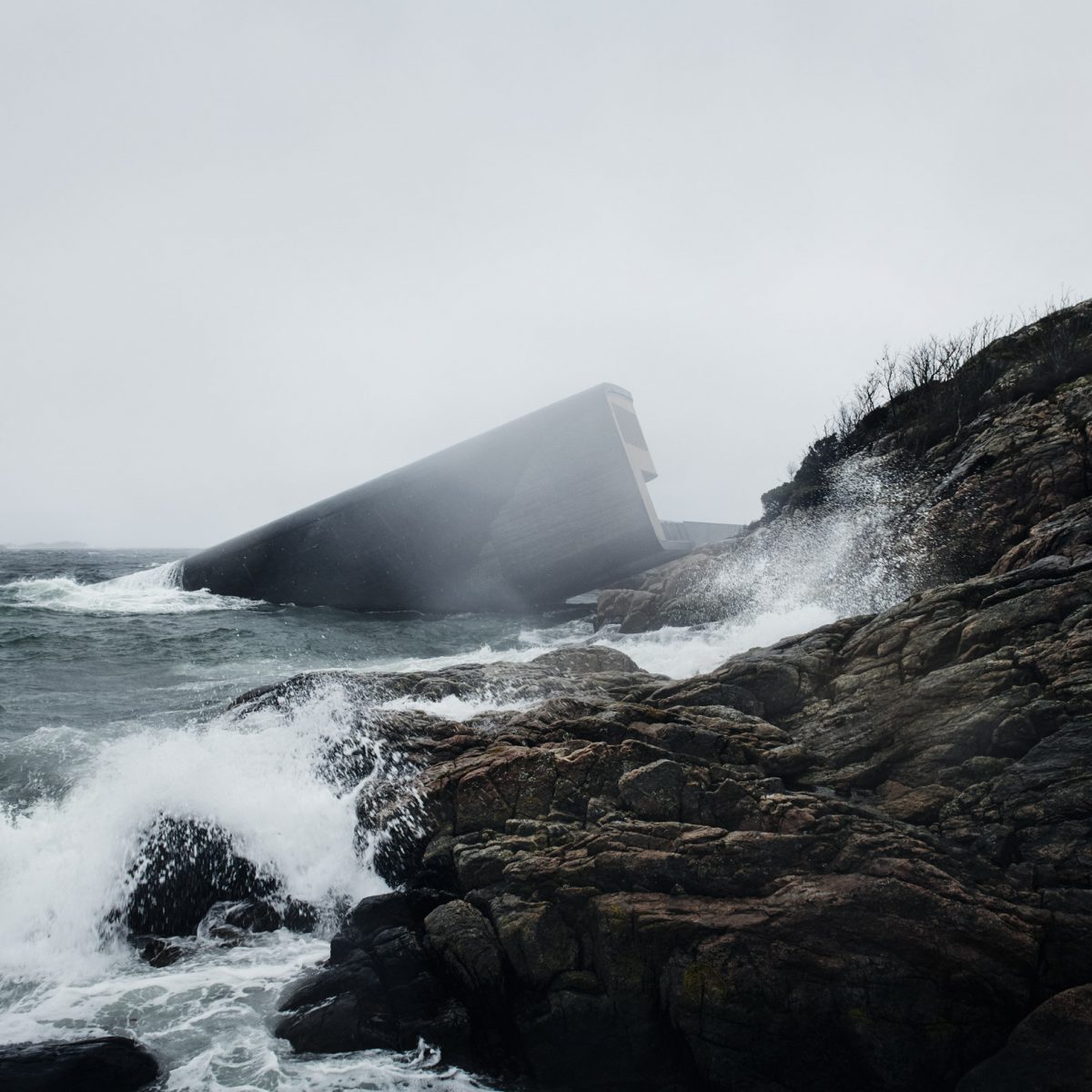 Το πρώτο υποθαλάσσιο εστιατόριο ανοίγει τις πόρτες του στη Νορβηγία