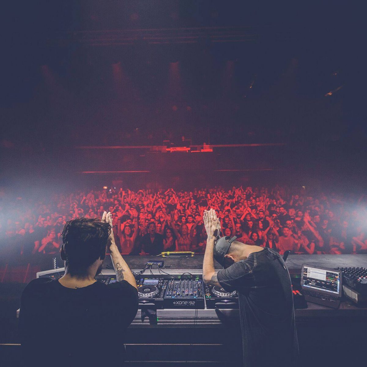 Το PIXI διοργανώνει το μεγαλύτερο ηλεκτρονικό πάρτι του καλοκαιριού και μάθε πώς μπορείς να κερδίσεις προσκλήσεις!