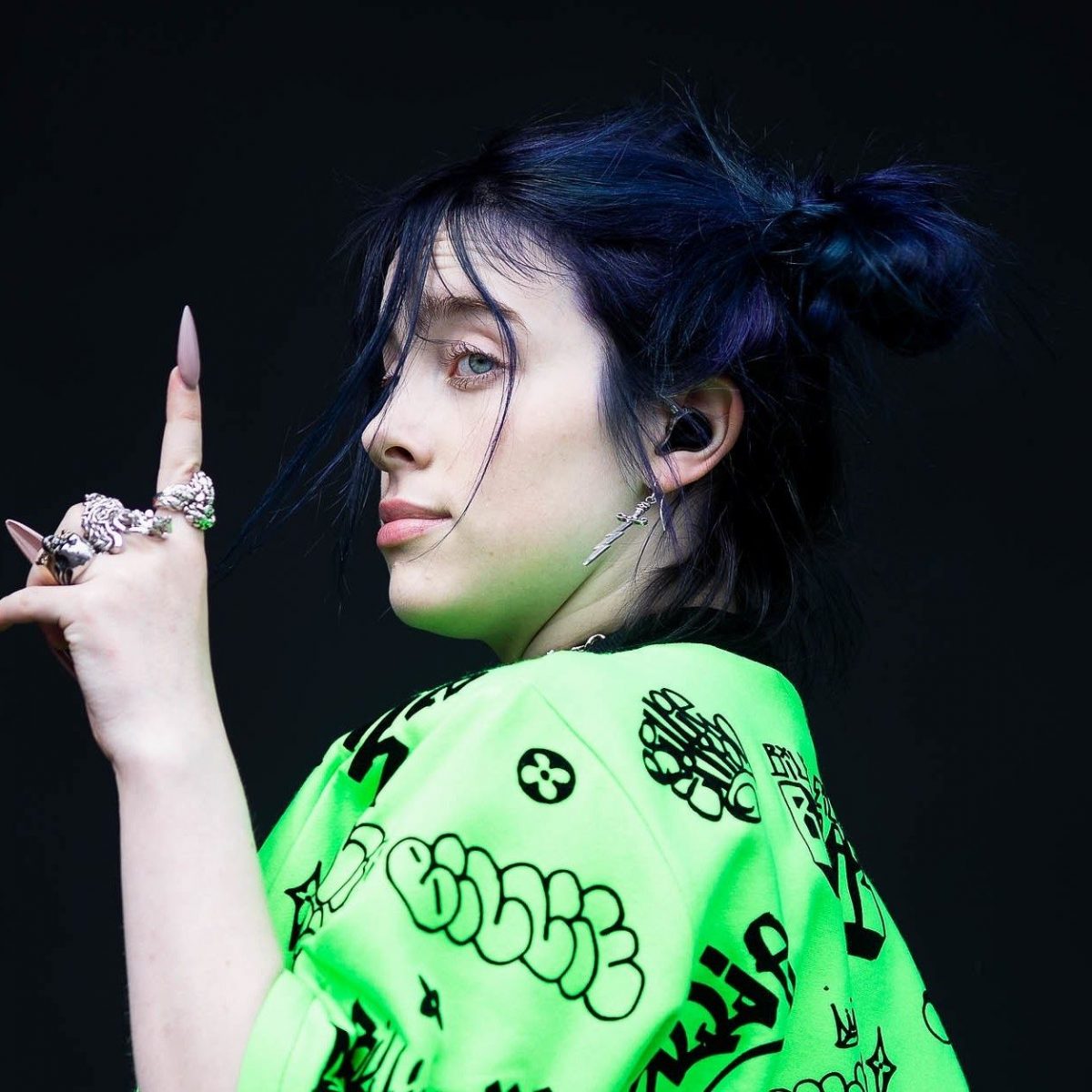 H Billie Eilish έγινε 18 και το γιόρτασε με ένα βίντεο!