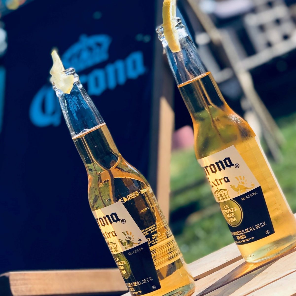 Η μπύρα Corona είναι η παράπλευρη απώλεια του κορονοϊού;