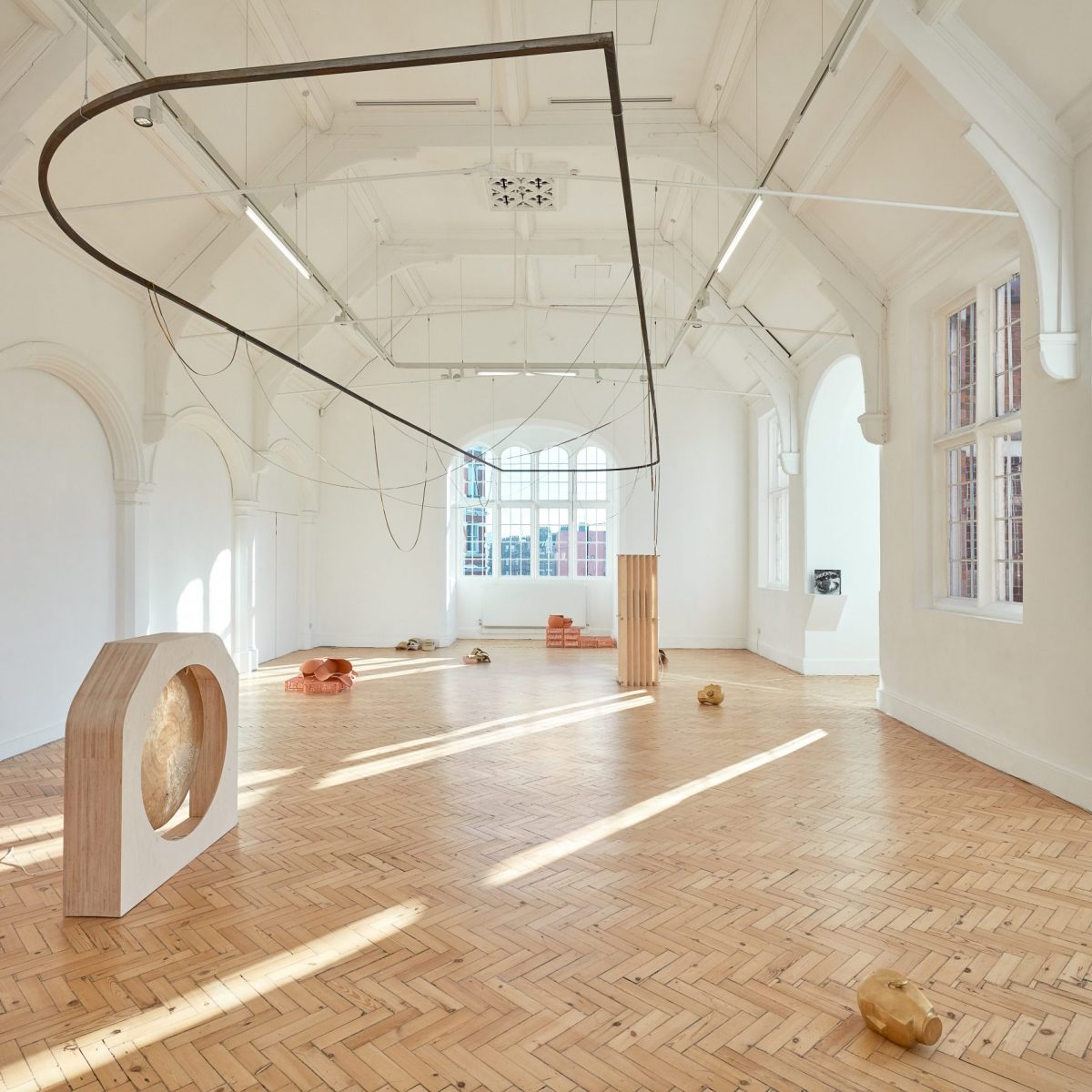 O Αθανάσιος Αργιανάς παρουσιάζει την πρώτη του μεγάλη έκθεση στη Μεγάλη Βρετανία