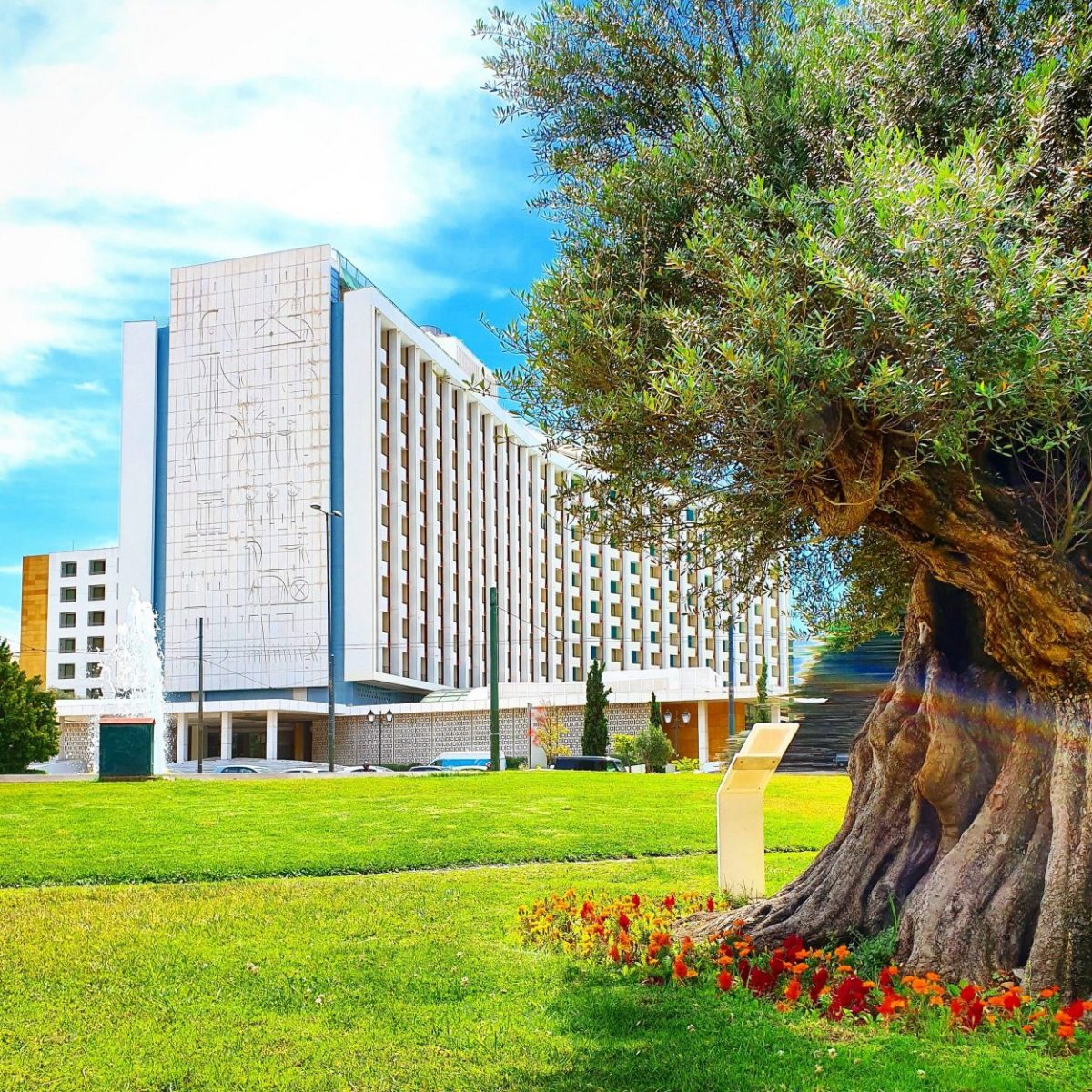 Το Hilton Athens ανοίγει και πάλι τις πόρτες του την 1η Ιουλίου