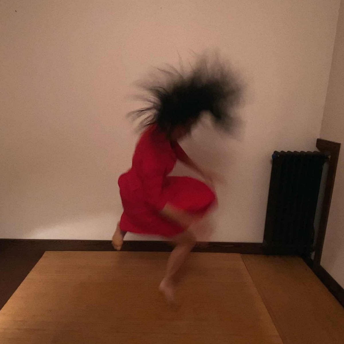 Αυτή η ταινία αναβιώνει στο lockdown την πανδημία χορού του Στρασβούργου το 1518