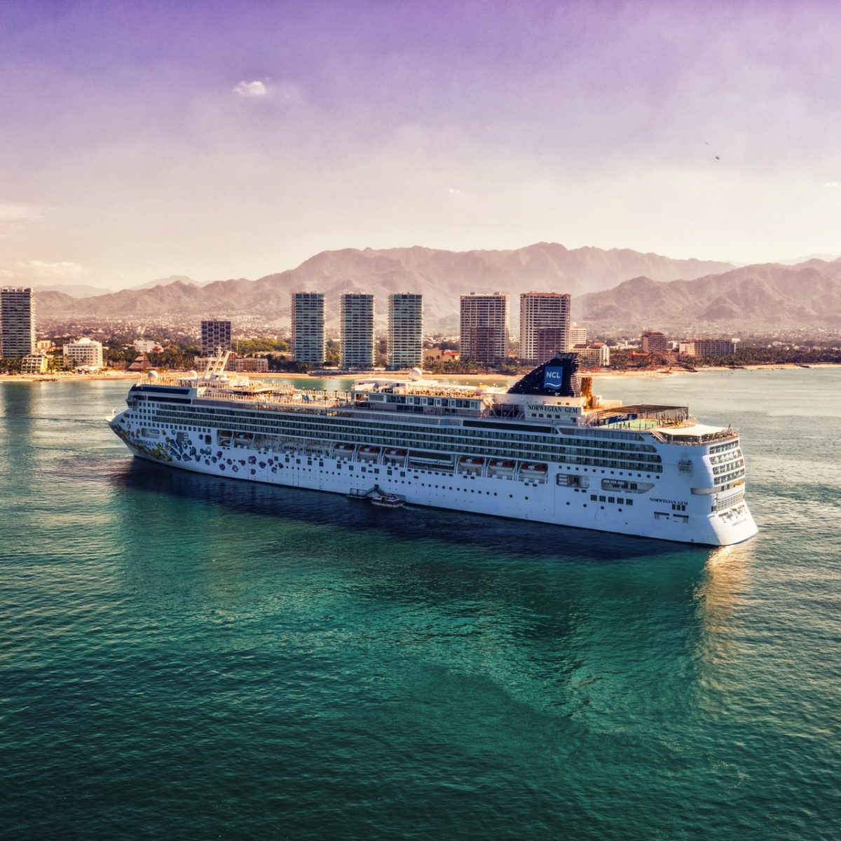 Μετά τις πτήσεις στο πουθενά, έρχονται και οι κρουαζιέρες χωρίς προορισμό…