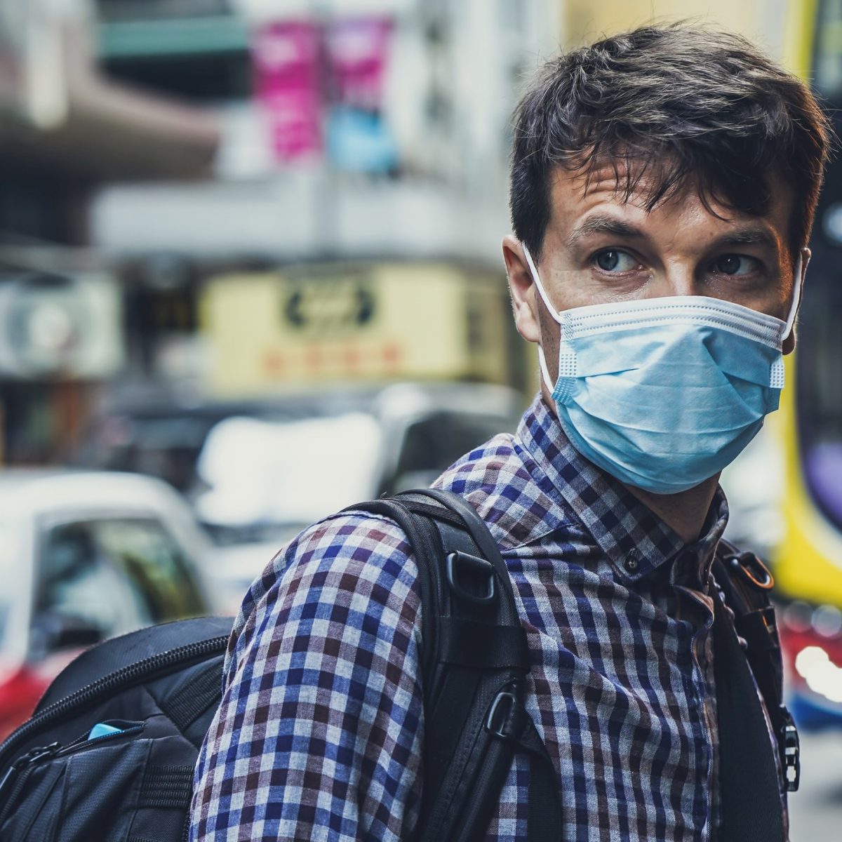 Απαγόρευση κυκλοφορίας τη νύχτα και υποχρεωτική χρήση μάσκας παντού