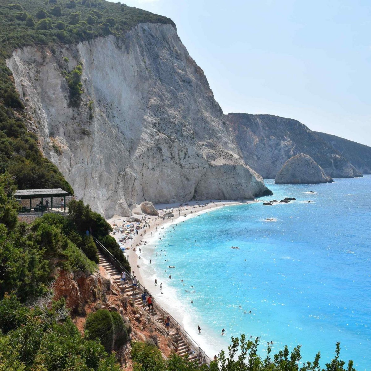 3 ελληνικές παραλίες στις καλύτερες της Ευρώπης, σύμφωνα με το περιοδικό Traveller