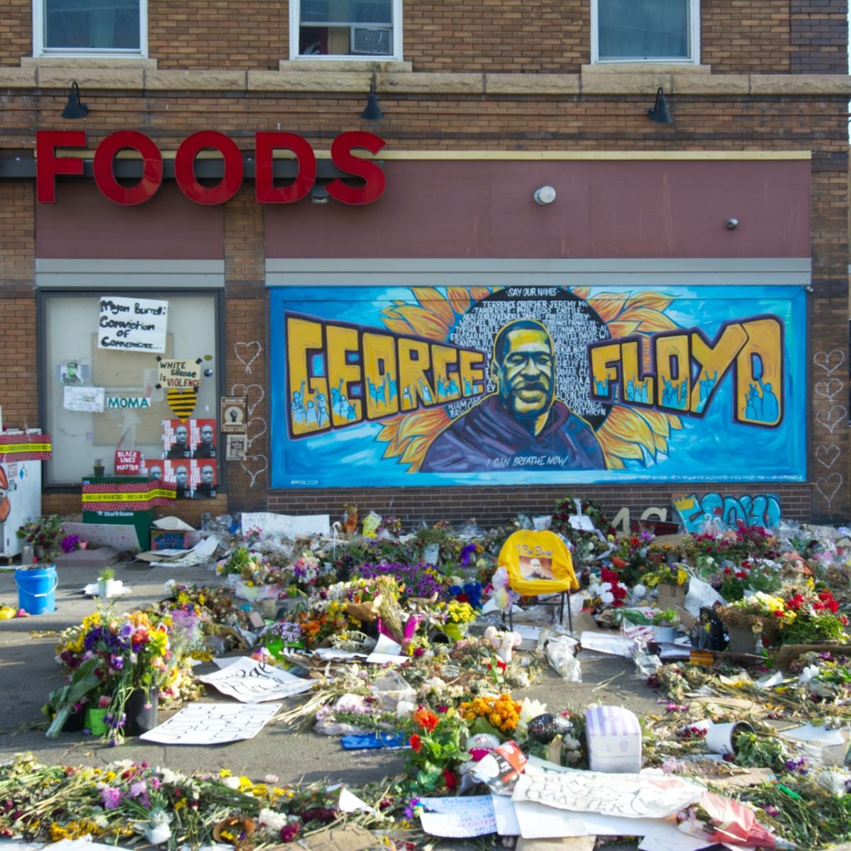 Τα νέα σήμερα: Τα Λύκεια ανοίγουν, το ΣΕΗ διαγράφει το Λιγνάδη και η Μινεάπολη φλέγεται ξανά