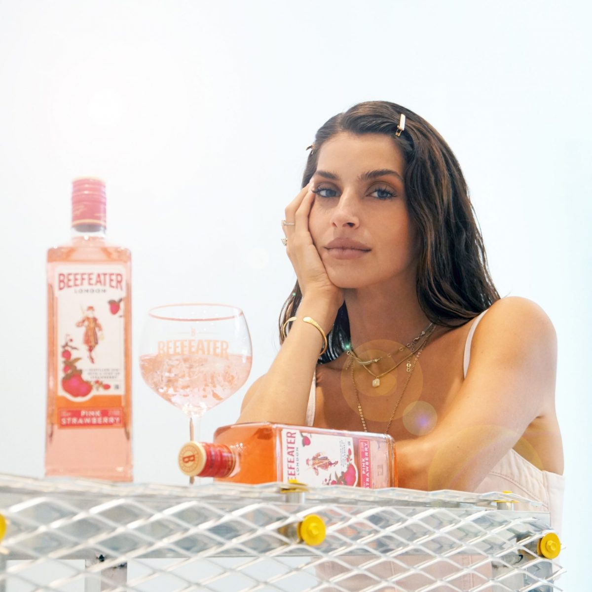 Κερνάμε ποτό στο απόλυτο creative hub της Αθήνας!