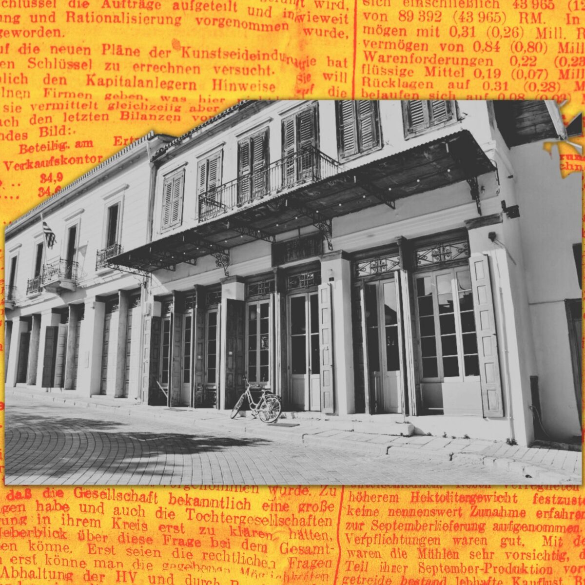 Πανελλήνιον: To καφενείο της Άμφισσας όπου γυρίστηκε ο “Θίασος” του Αγγελόπουλου άλλαξε όνομα(όχι ταυτότητα)!