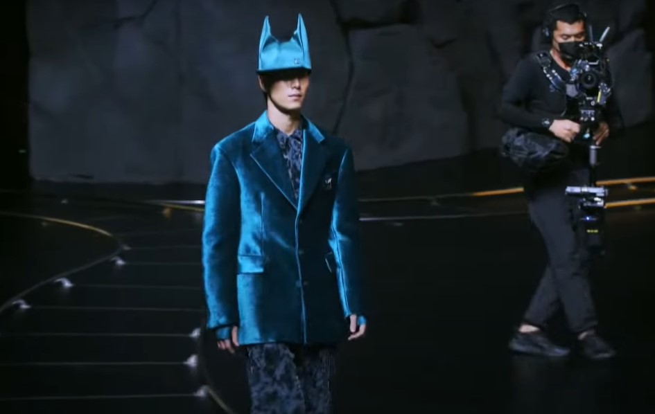 Louis Vuitton - #LVMenFW22 Childlike imagination. Looks