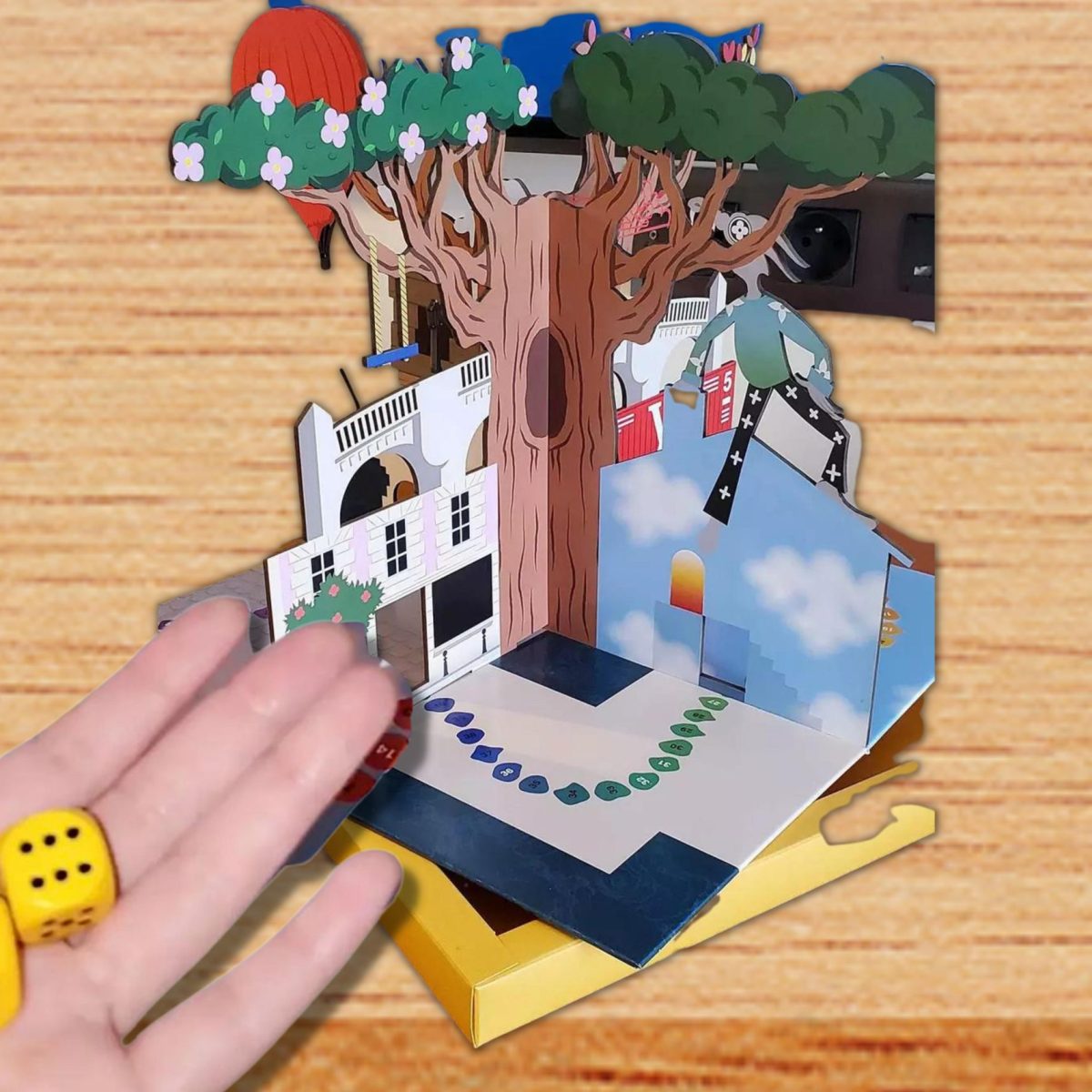 H πρόσκληση της Louis Vuitton για τη νέα της επίδειξη είναι ένα επιτραπέζιο παιχνίδι!