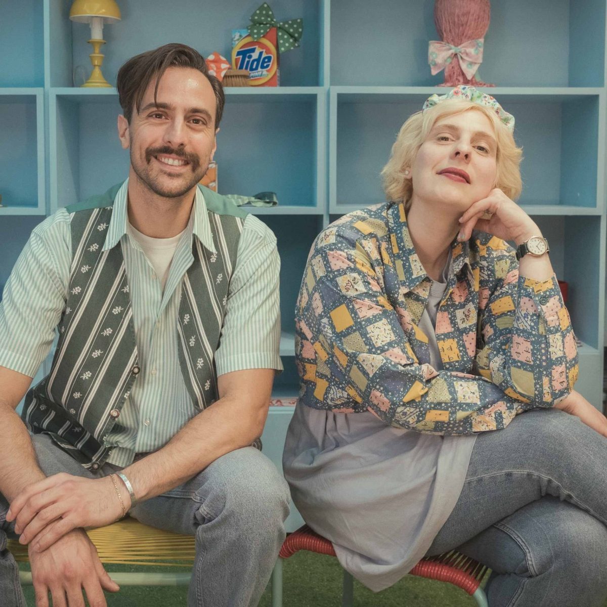 Memorabilia Lovers: Ο Μάριος και η Μαρία δημιουργούν την τρισδιάστατη βίβλο του vintage στιλ στην Αθήνα