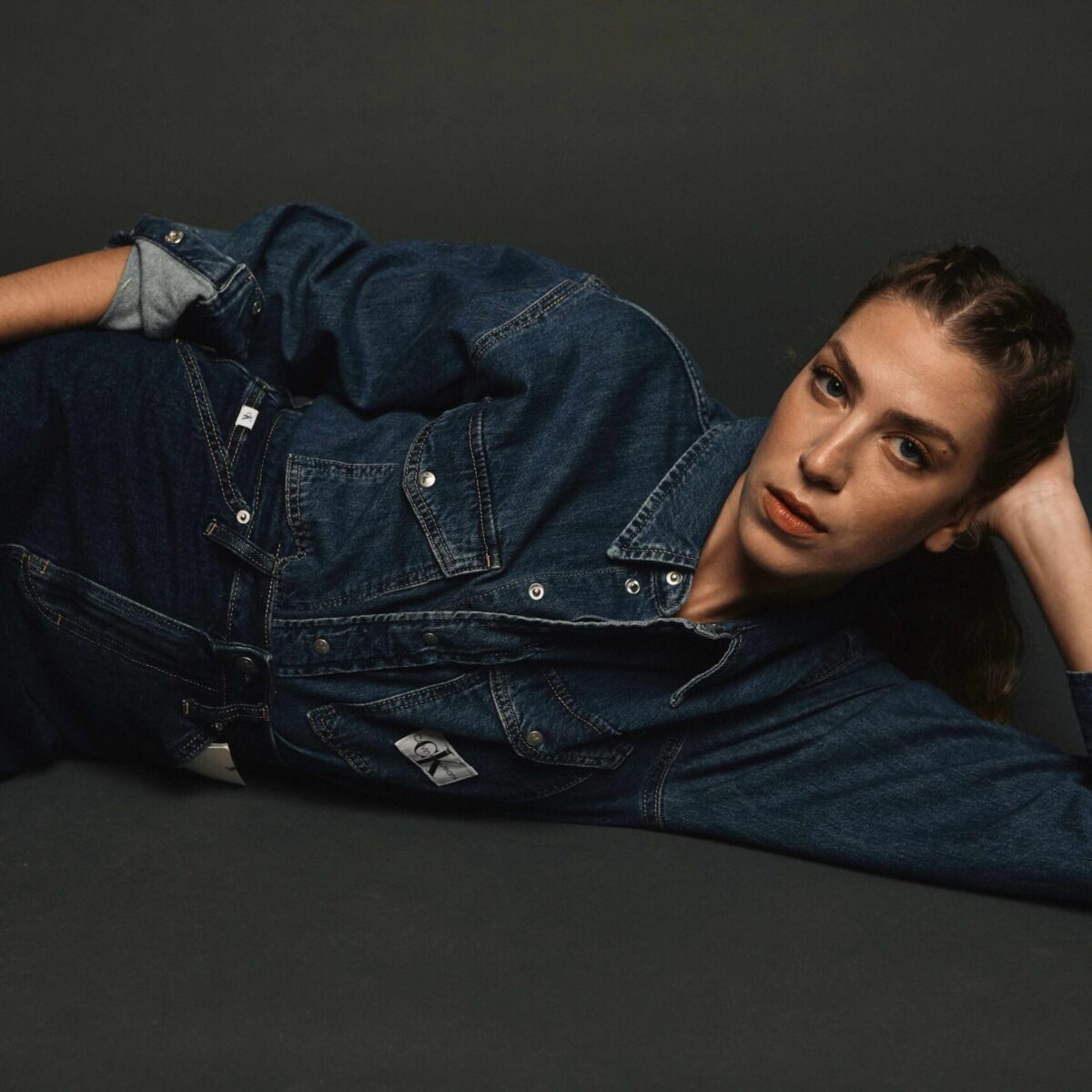 Η Άλκηστις Ζιρώ, η διάθεσή της και πώς αυτή εκφράζεται μέσα από το στιλ της