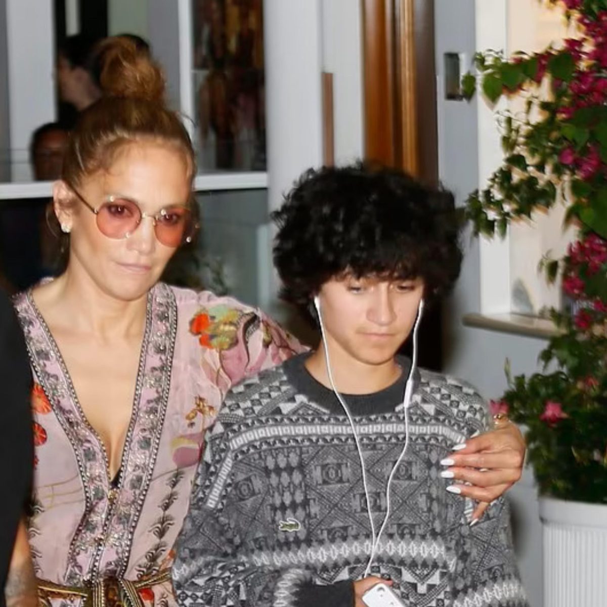 Η Τζένιφερ Λόπεζ έμεινε μόνη στο μήνα του μέλιτος, αφού ο Άφλεκ αποχώρησε με τζετ