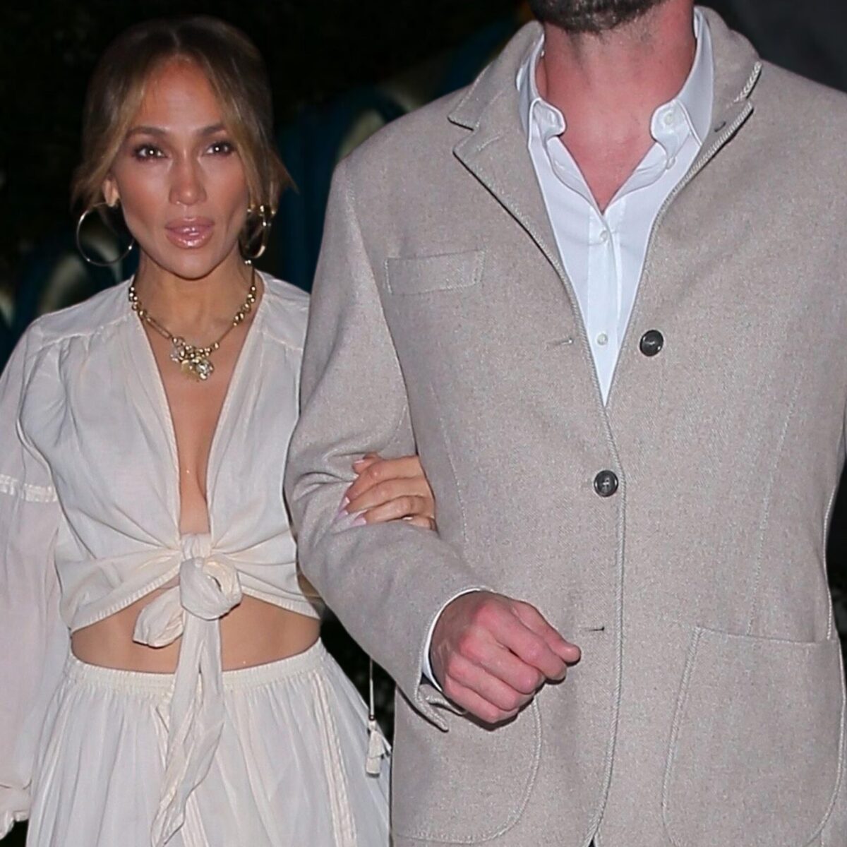 Η Τζένιφερ Λόπεζ κάνει τo χρώμα μόκα το νέο trend στο μανικιούρ!