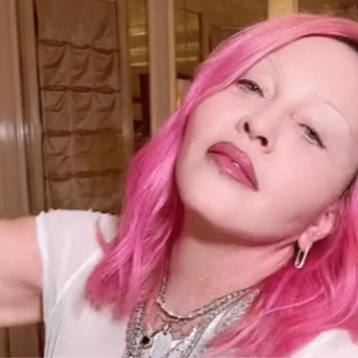 Η Μαντόνα ισχυρίστηκε ότι είναι ομοφυλόφιλη σε αποκαλυπτικό βίντεο αλλά λέει αλήθεια;