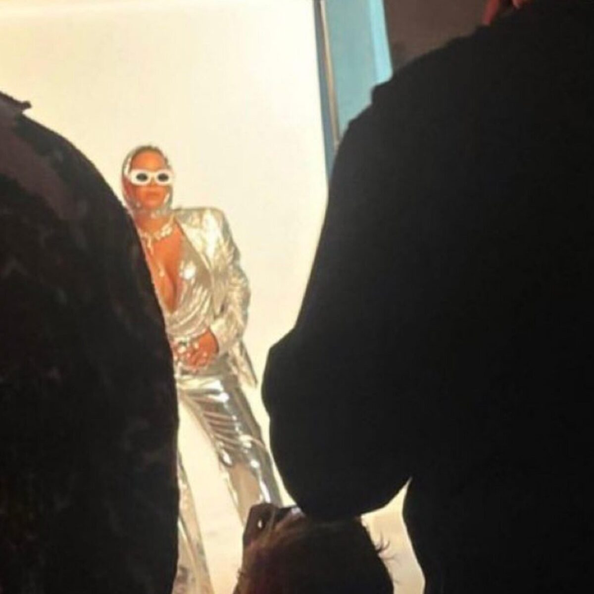 H Mπιγιονσέ έδωσε πριβέ πάρτι στο Παρίσι που μετατράπηκε σε μίνι πασαρέλα!