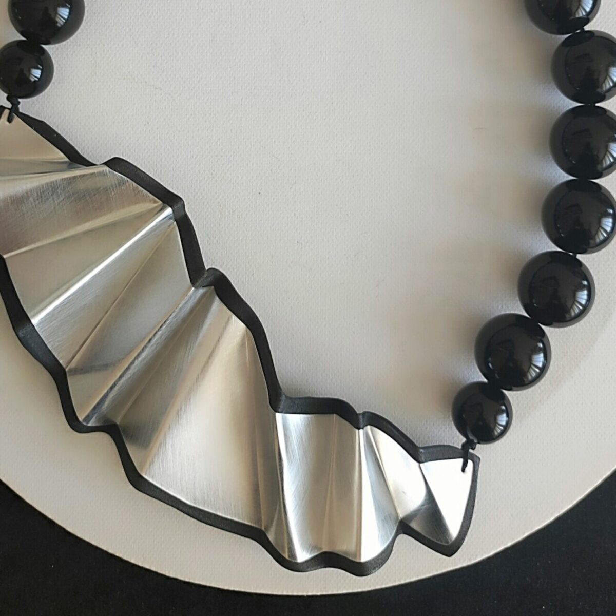 Τα χειροποίητα κοσμήματα του Frostings by Christina Z ανακαλούν υπέροχες αναμνήσεις στον κάτοχο τους!