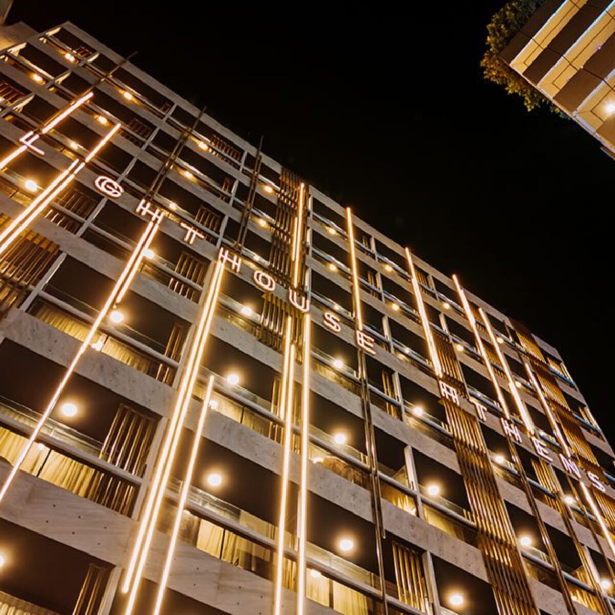 Μην χάσεις το μεγαλύτερο pre-Χmas πάρτι στην Ομόνοια με τους Street Outdoors Soundsystem από την Klik Records!