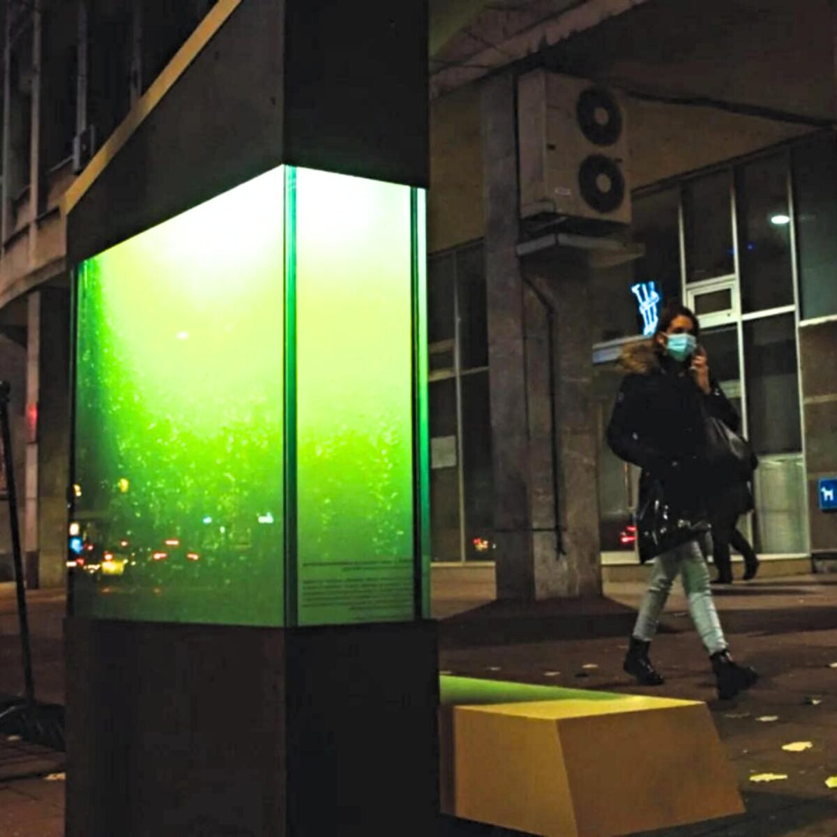 Aυτό το installation θα αντικαταστήσει τα δέντρα στις πόλεις: Παράγει 50 φορές περισσότερο οξυγόνο