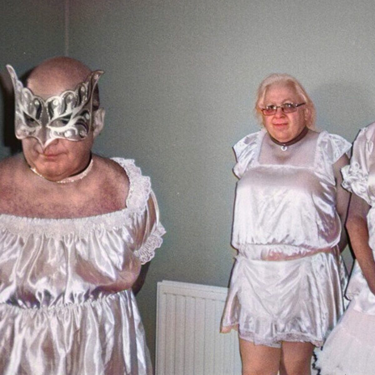 Αυτή η έκθεση είναι αφιερωμένη στα κρυφά ερωτικά φετ!χ μας