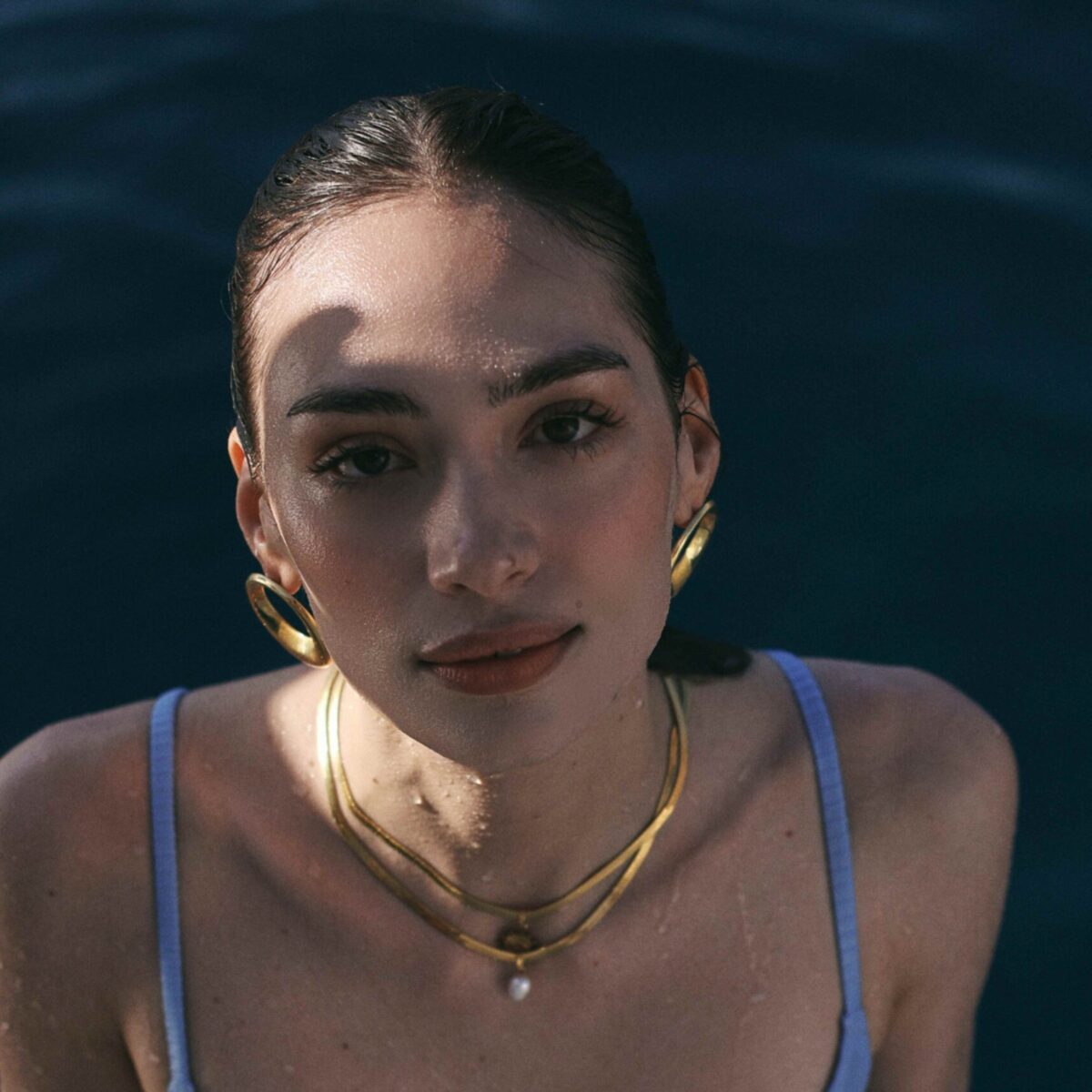 NBROS Jewels: Δύο αδέρφια δημιουργούν κοσμήματα που εκφράζουν την αγάπη της οικογένειας, τους δεσμούς και τις αξίες