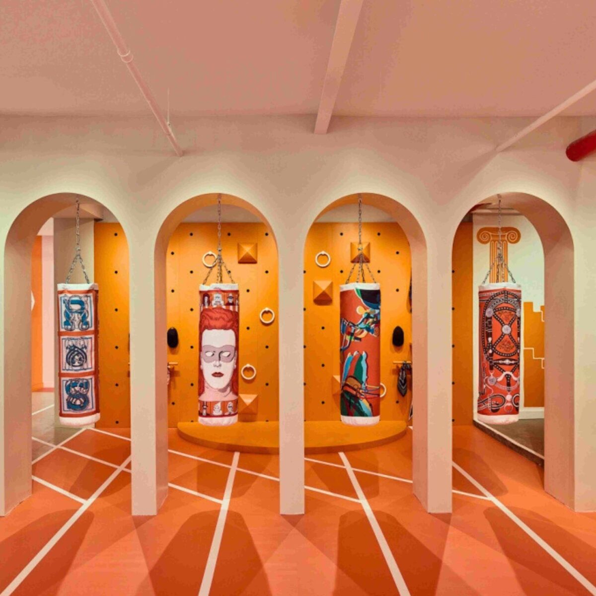Το νέο pop-up γυμναστήριο του οίκου Hermes είναι μοναδικό: Η πορτοκαλί διακόσμηση και τα personal μαθήματα