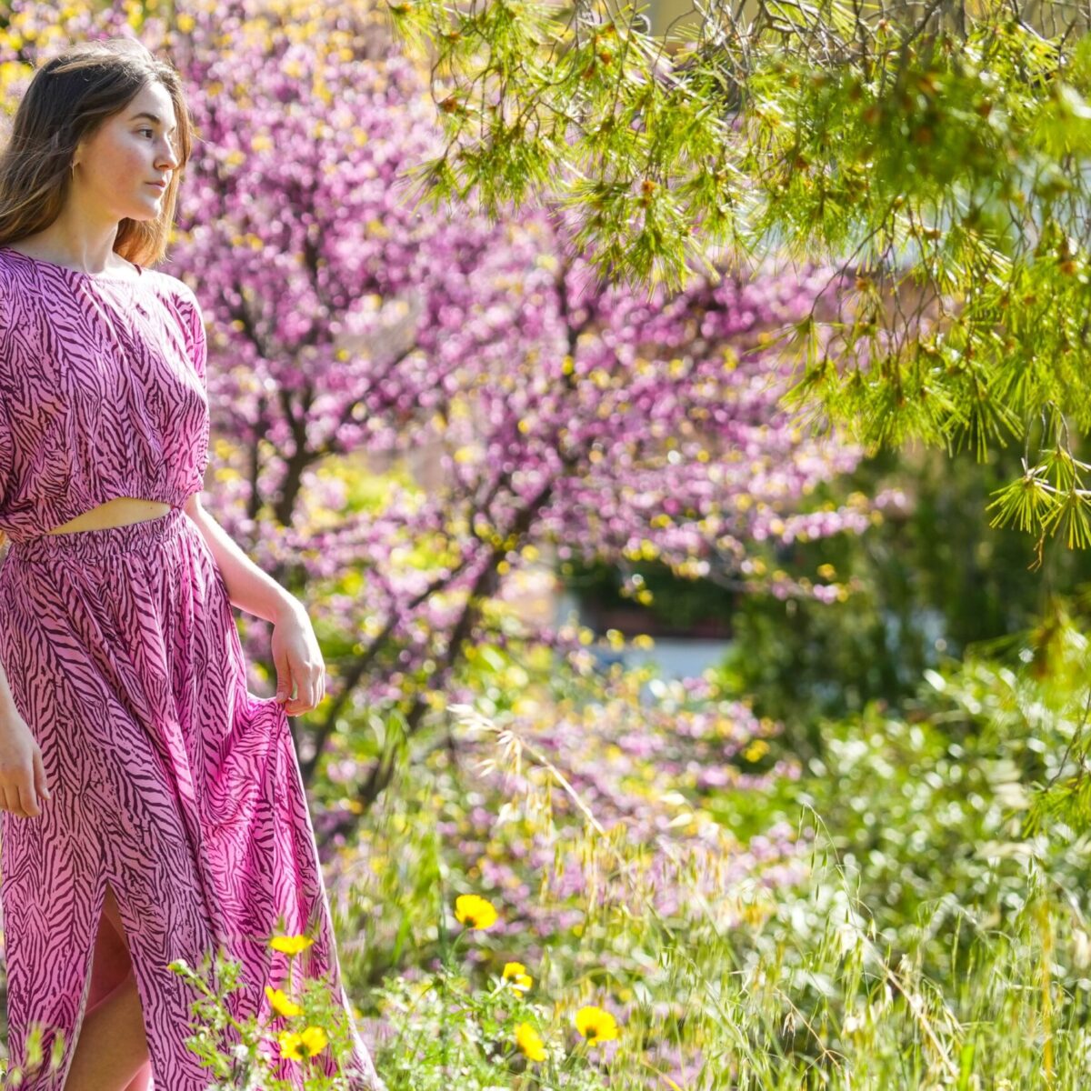 Απλότητα, φυσικές πρώτες ύλες και λιτές γραμμές: Τα 3 στοιχεία που κάνουν τα ρούχα Badila τόσο ξεχωριστά!