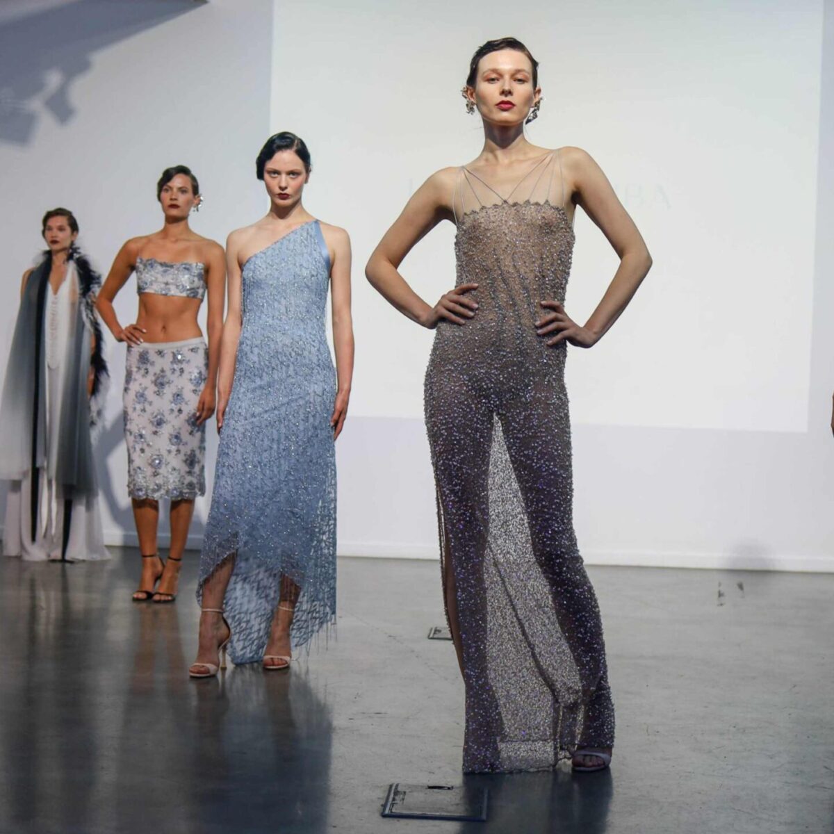 Η Ελληνίδα σχεδιάστρια Liana Camba γυρίζει σελίδα στην ιστορία της: To rebranding και η νέα capsule συλλογή