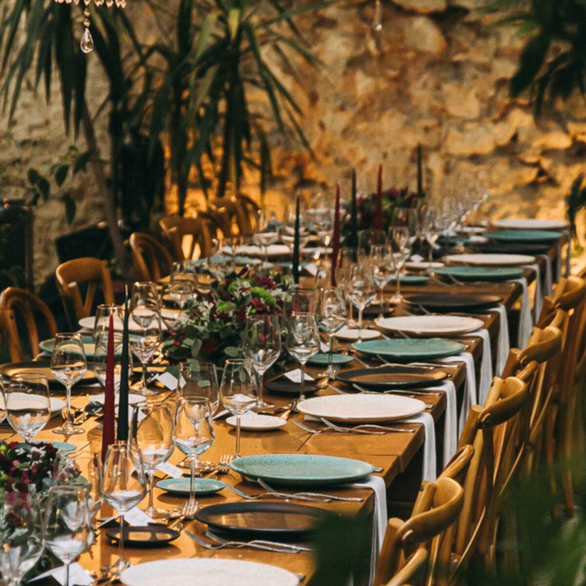 Το Dante γιόρτασε 7 χρόνια στον χώρο της ανδρικής μόδας με ένα μυστικό δείπνο στο Χαλάνδρι! Ήμασταν εκεί