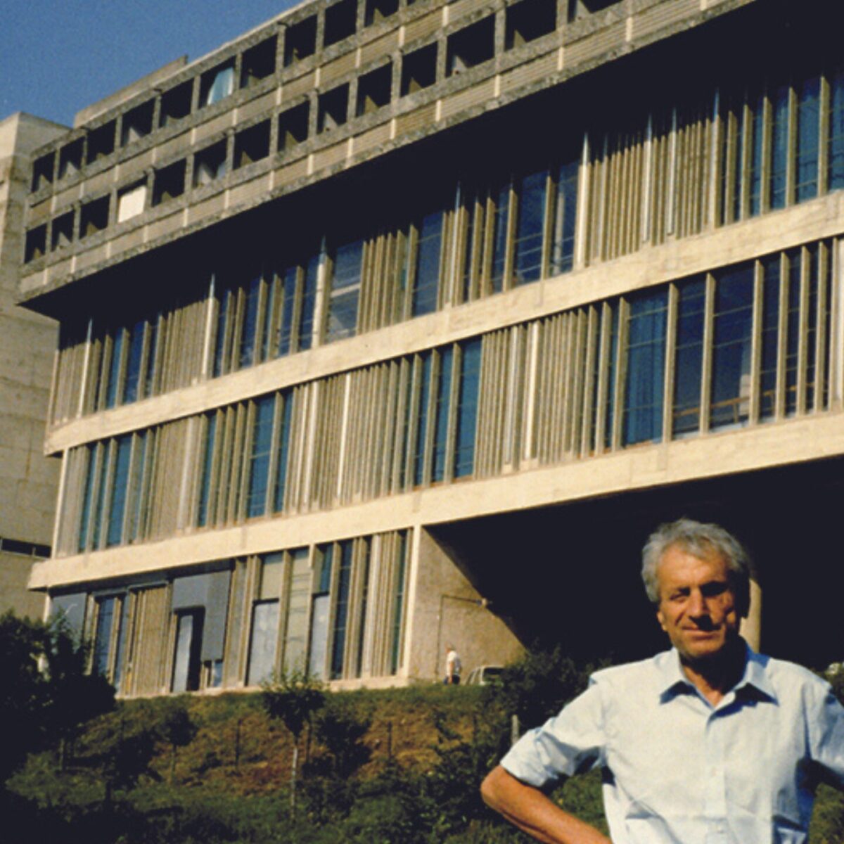 H ζωή και το πολυσχιδές έργο του Ιάννη Ξενάκη μέσα από μια μεγάλη έκθεση στο ΕΜΣΤ!