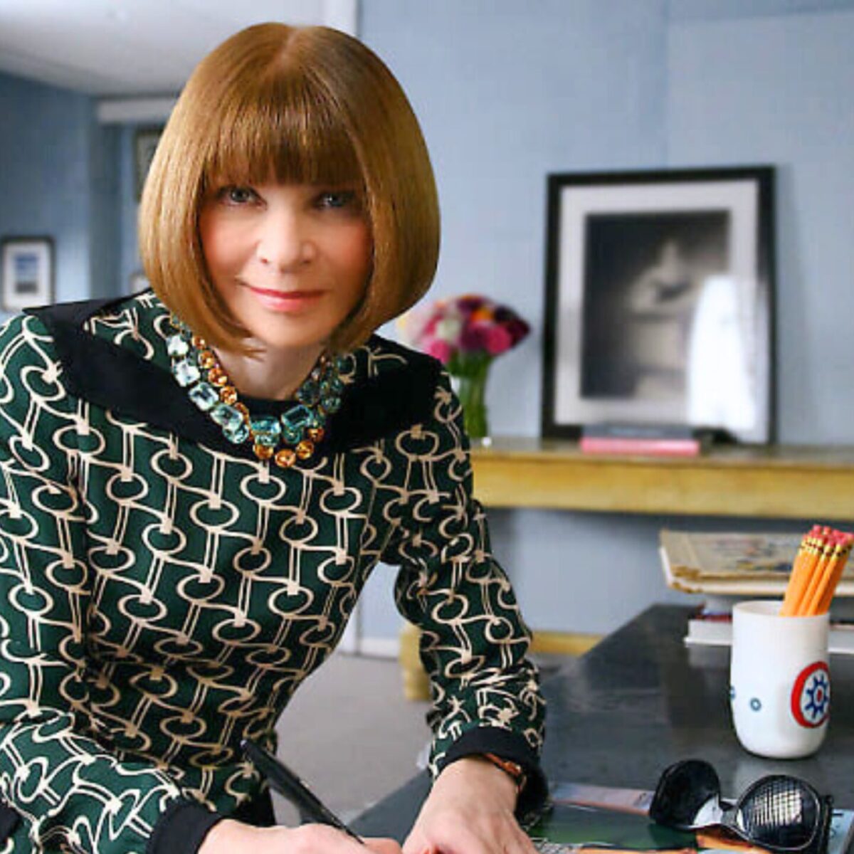 H Άννα Γουίντουρ αναζητά συνεργάτη για να εργαστεί στη Vogue: O ιδανικός/η υποψήφιος