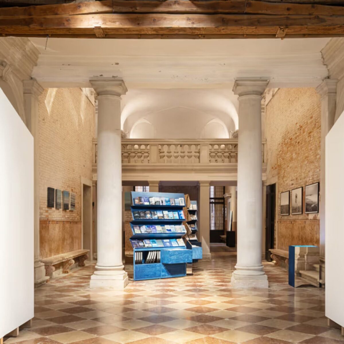 Η νέα έκθεση του Fondazione Prada είναι μια κραυγή αγωνίας για την επείγουσα κατάσταση του κλίματος!