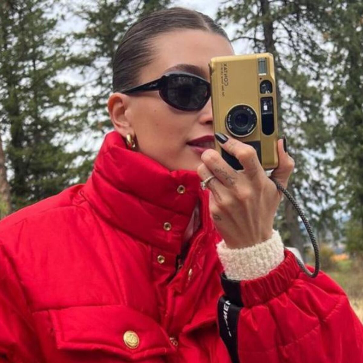 Κυκλοφόρησε η πρώτη ΑΙ κάμερα: Δεν έχει φακό, μεταμορφώνει απλές λέξεις σε τέλειες φωτογραφίες