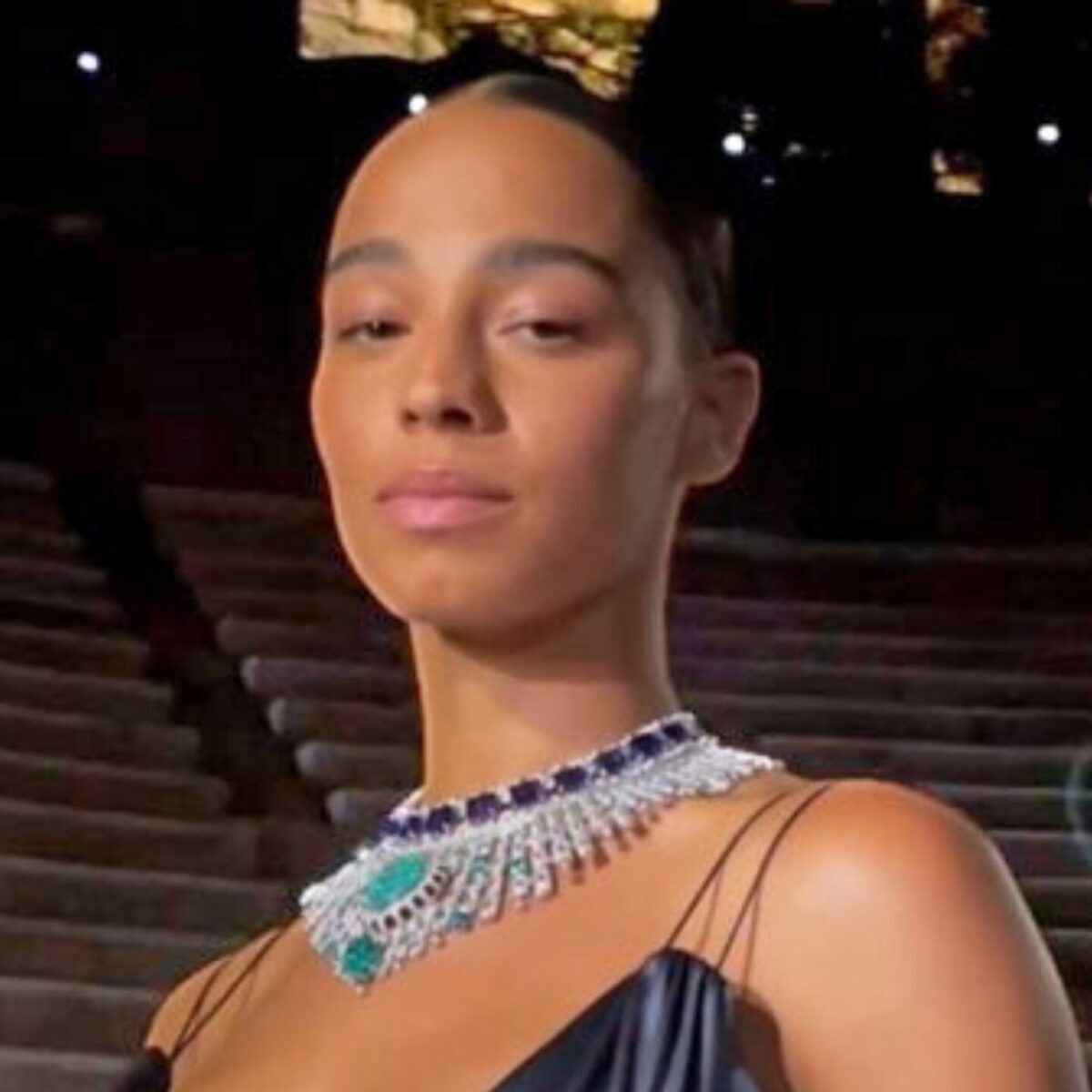 Ο οίκος Louis Vuitton παρουσίασε στο Ηρώδειο μια ονειρική επίδειξη κοσμημάτων!