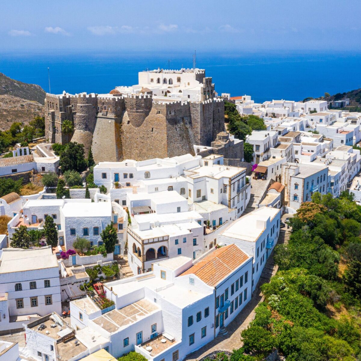 Ο μινιμαλισμός της Πάτμου εγκωμιάστηκε από τη γνωστότερη εφημερίδα της γείτονος χώρας