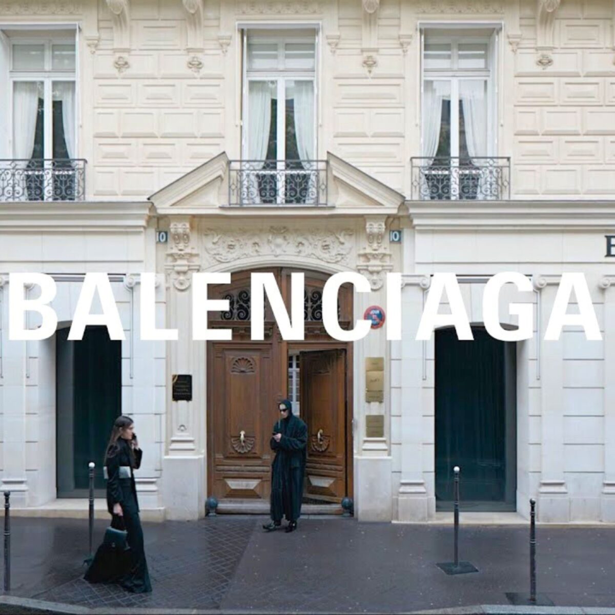 O oίκος Balenciaga επιστρέφει στην αφετηρία του: Eκεί, πριν 86 χρόνια, ξεκίνησαν όλα
