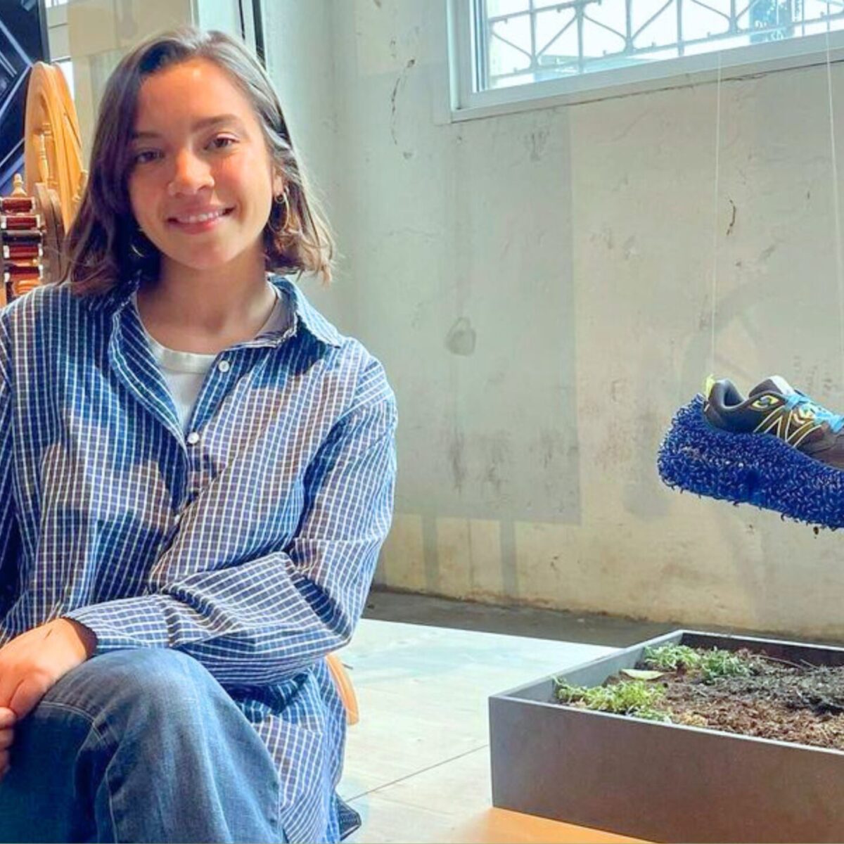 Kiki Grammatopoulos: H Eλληνίδα designer εφηύρε αθλητικά παπούτσια που συμβάλλουν στη δεντροφύτευση!