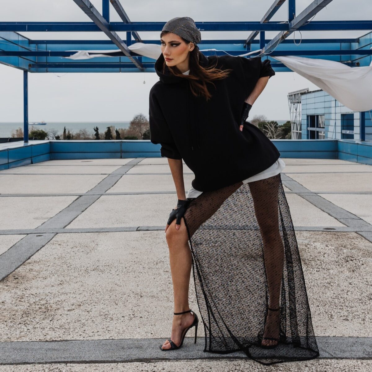 “Flawless clothes for awesome people”: Η εταιρία FLWSM μας μαθαίνει να αγαπάμε τις ατέλειές μας στο φετινό Fashion Room Service, Thessaloniki XL Edition!