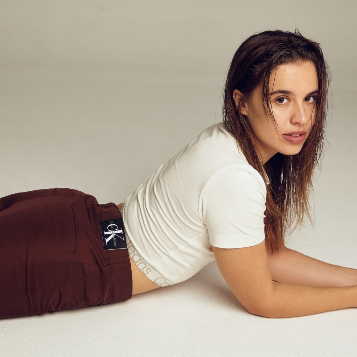 Αλεξάνδρα Μάγκου: Πώς τραγουδώντας στους δρόμους της Θεσσαλονίκης βρέθηκε να πρωταγωνιστεί στις μουσικές σκηνές της Αθήνας