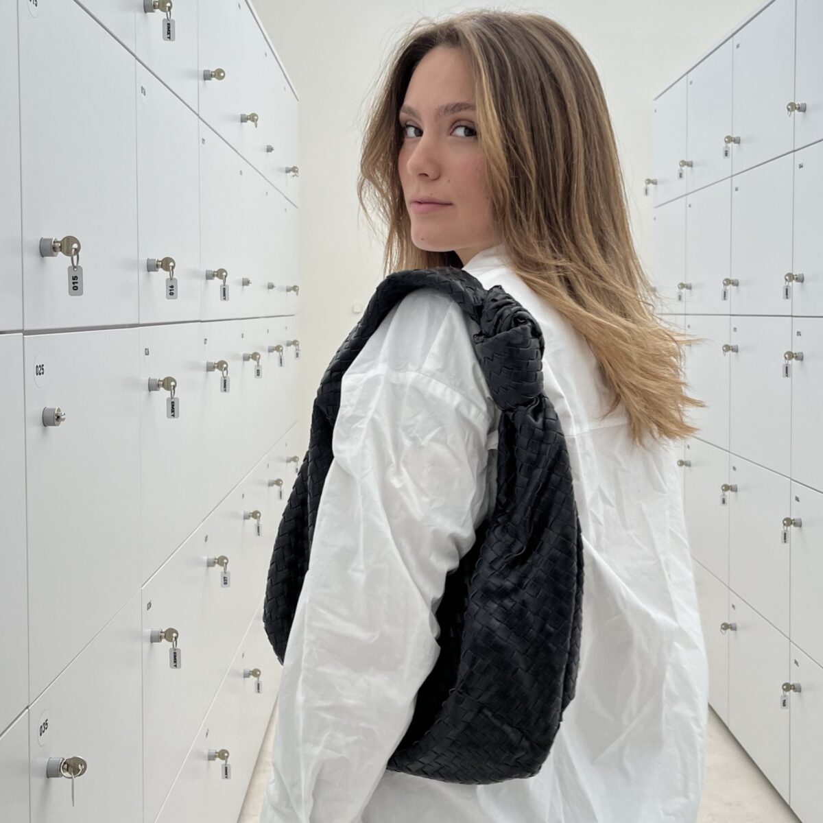 MISIRLOO, vegan τσάντες και οικολογικό mindset φέρνει την Τετάρτη 20 Δεκεμβρίου στο Fashion Room Service