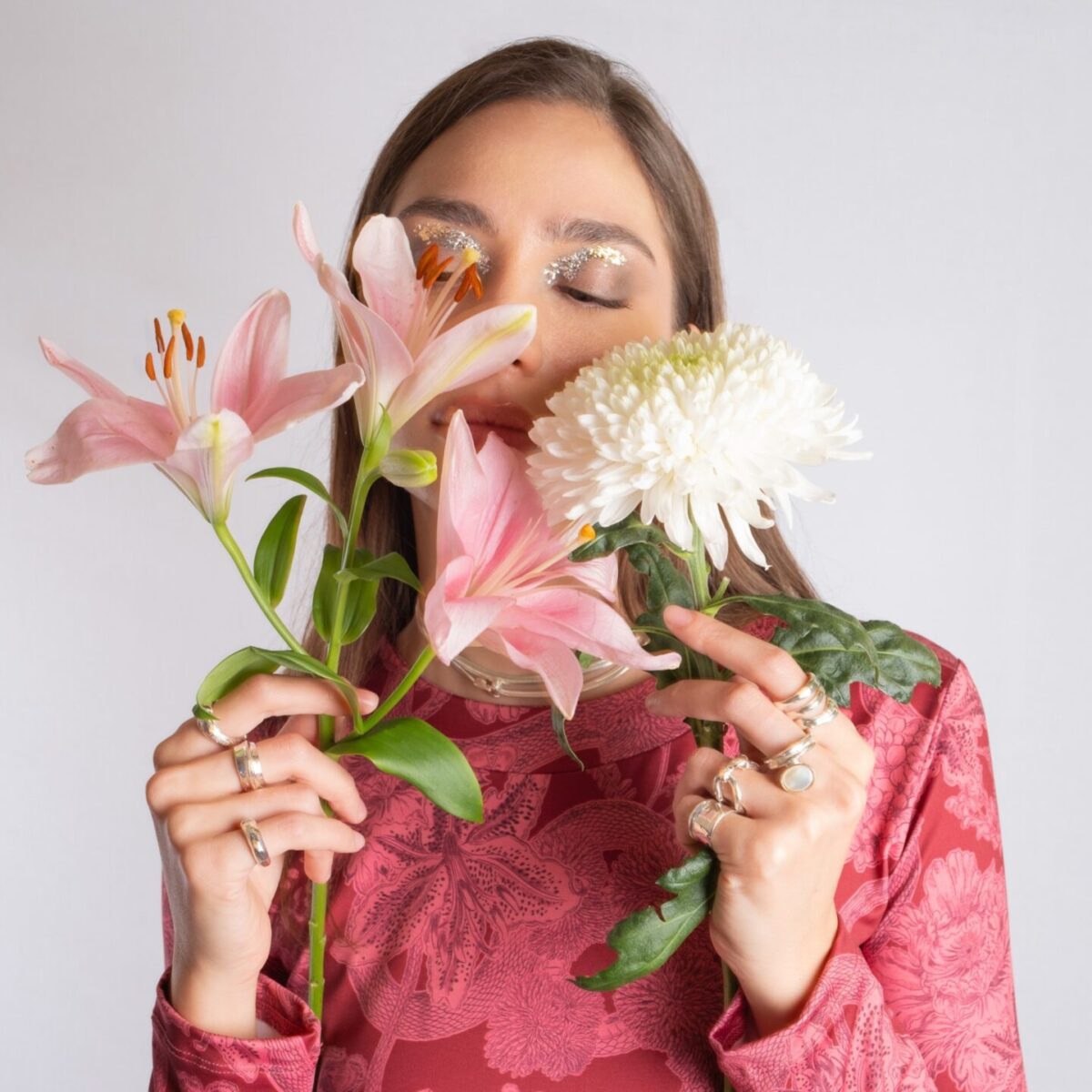 Nerida, το ελληνικό brand με τα πιο ευφάνταστα prints φέρνει στο Fashion Room Service της Αθήνας τη λαχτάρα του inclusivity