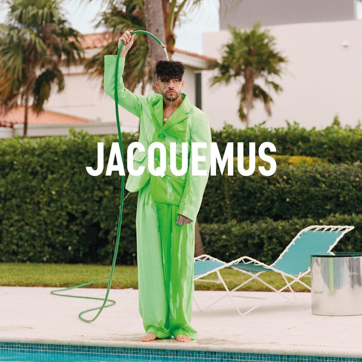 O Bad Bunny έγινε άγαλμα στη νέα καμπάνια του Jacquemus