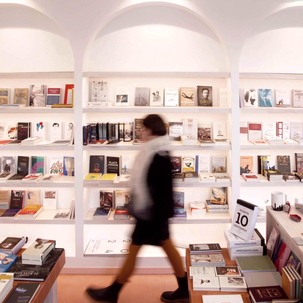 Ένα χαριτωμένο βιβλιοπωλείο στα Πετράλωνα γίνεται σημείο συνάντησης των βιβλιοφάγων κατοίκων της περιοχής